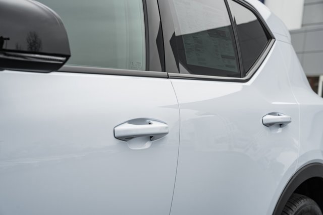 New 2026 Volvo XC40 B5 Plus w/ Protection Package Premier image 16