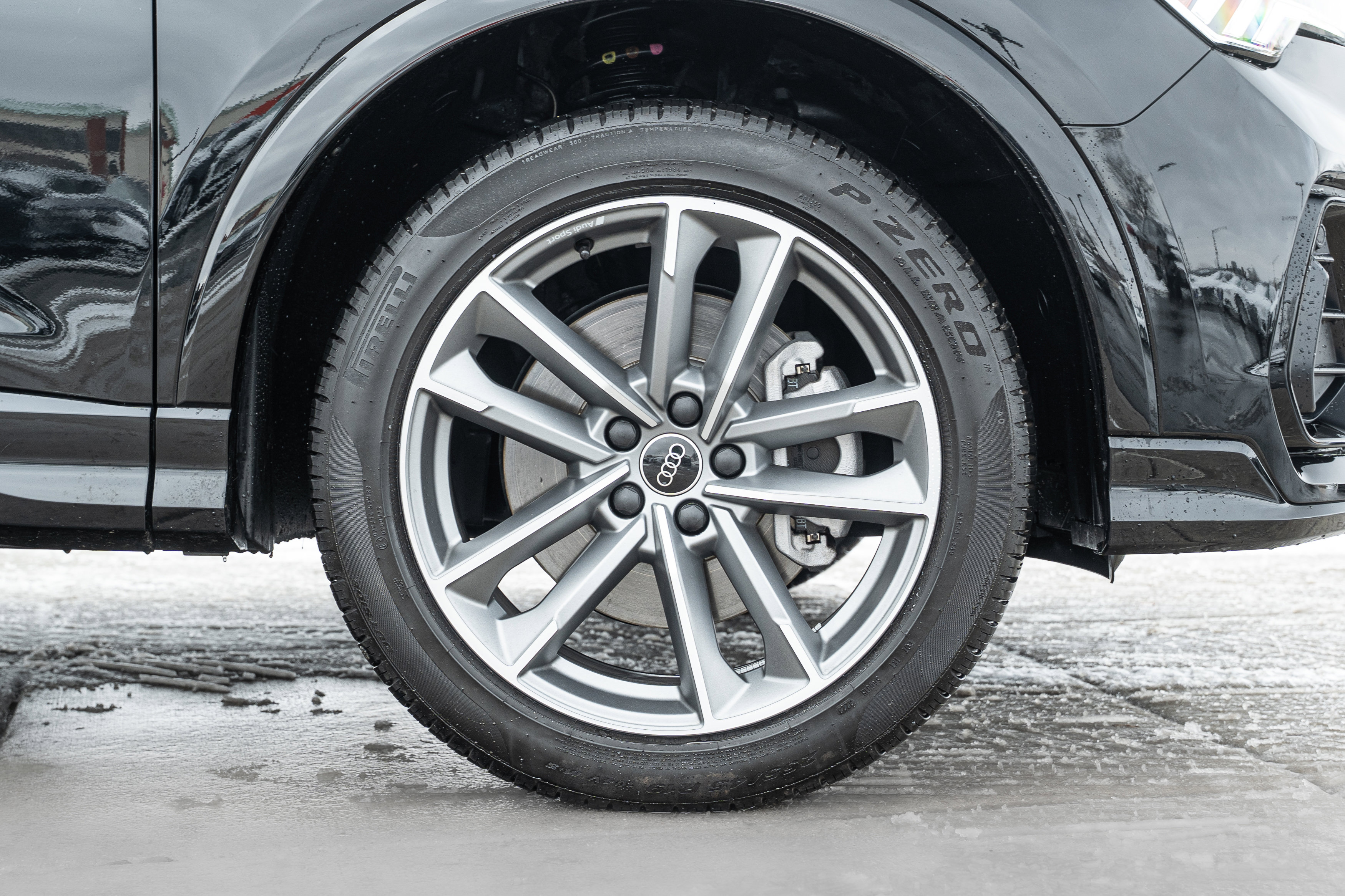 Certified 2024 Audi Q3 2.0T Premium image 32