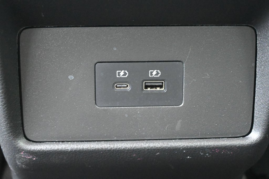 Used 2023 Nissan Rogue SL FWD image 15