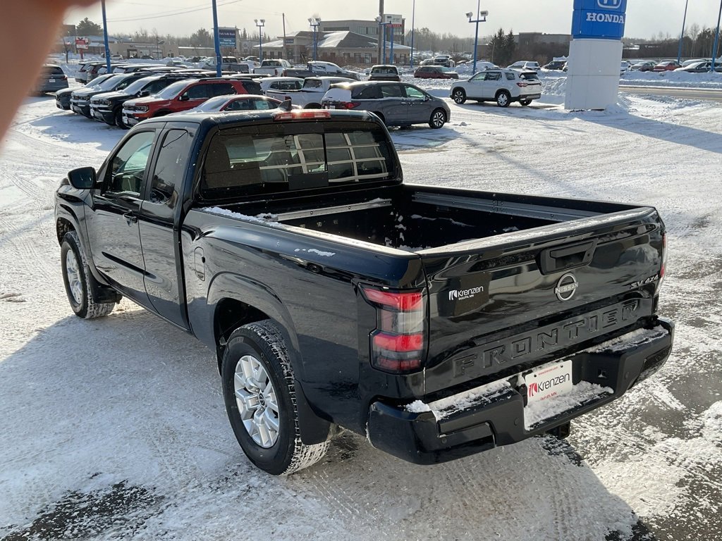 Used 2024 Nissan Frontier SV w/ SV Convenience Package image 7