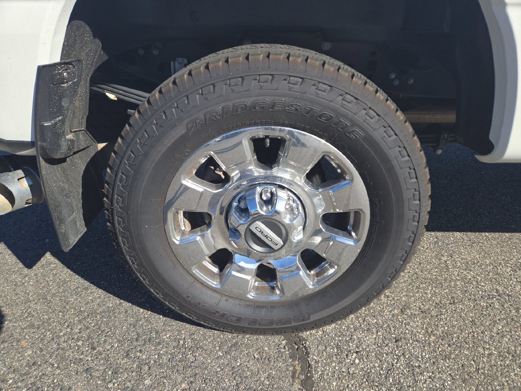 Used 2026 Ford F350 Lariat w/ Lariat Ultimate Package AWD/4WD image 2