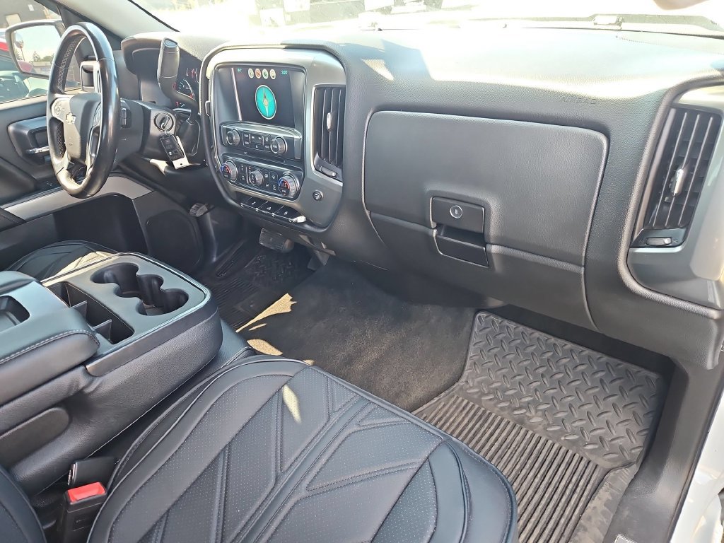 Used 2018 Chevrolet Silverado 1500 LT w/ Texas Edition AWD/4WD image 29