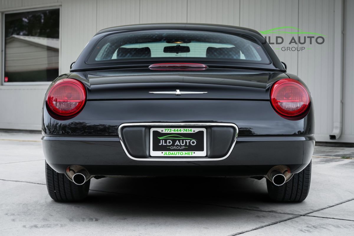 Used 2004 Ford Thunderbird Premium image 15