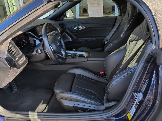 Used 2020 BMW Z4 sDrive30i w/ Executive Package image 12