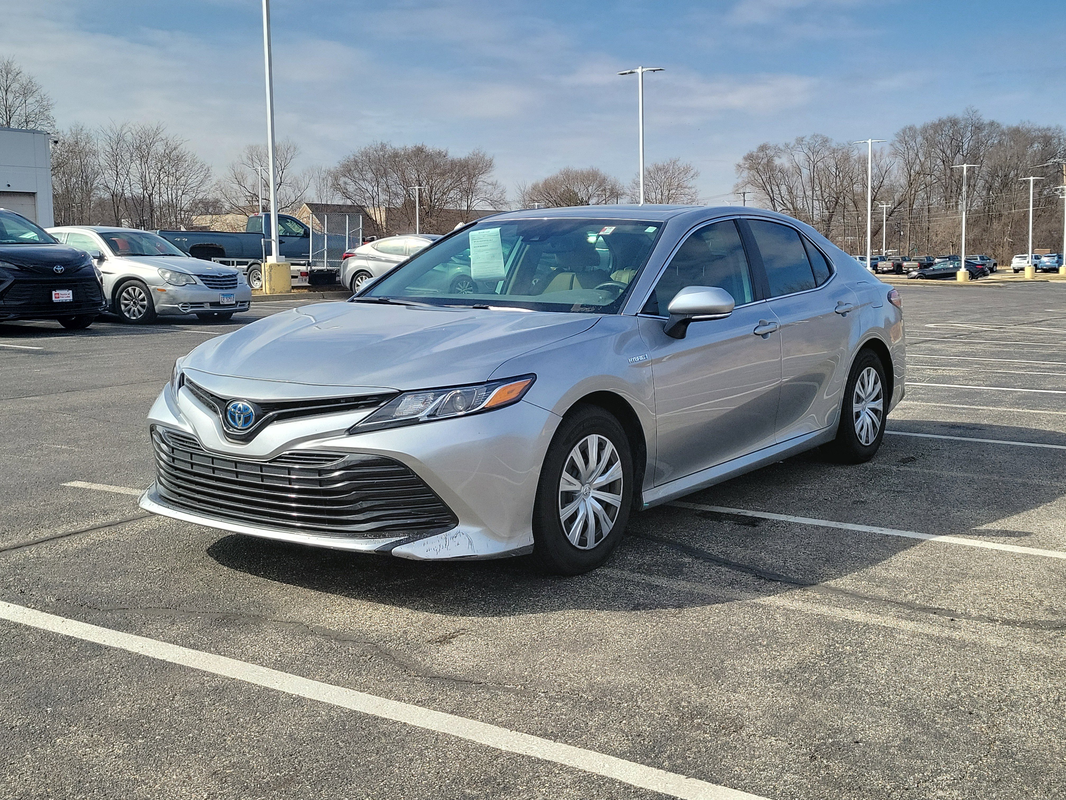 Used 2019 Toyota Camry LE w/ Sunroof Package image 2