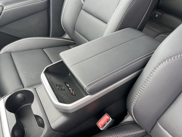 New 2026 GMC Terrain Denali w/ LPO, Floor Liner Package AWD/4WD image 21