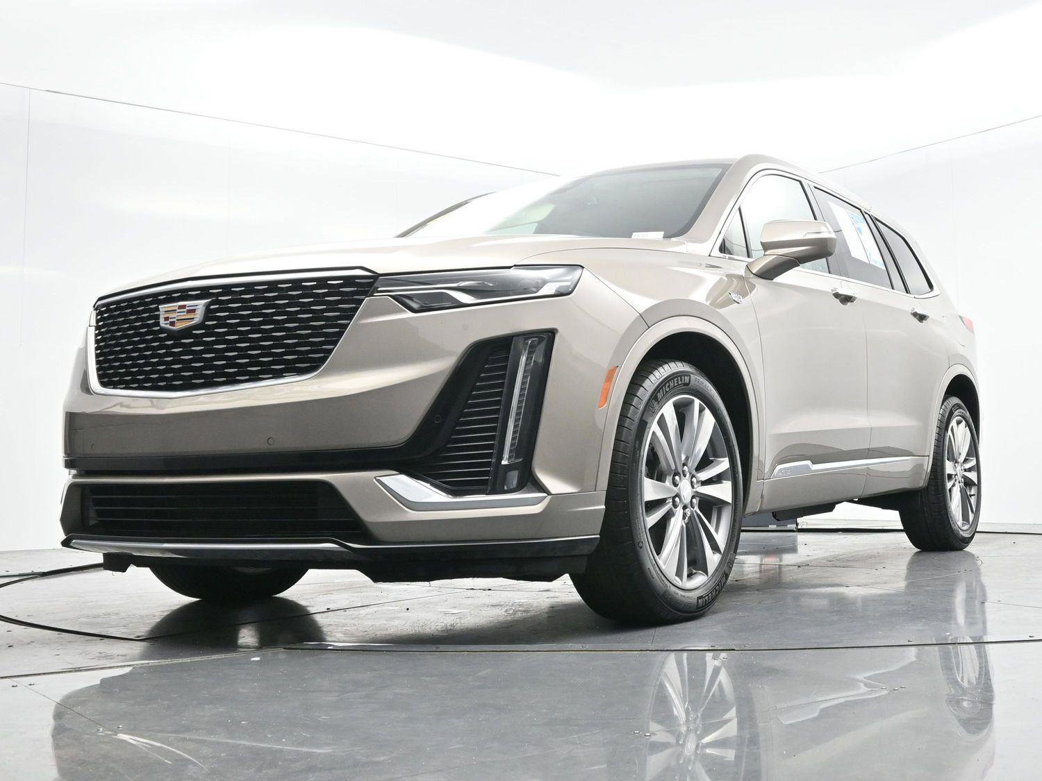 Certified 2022 Cadillac XT6 Premium Luxury image 54