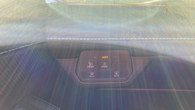 New 2026 Volkswagen Atlas SE image 16