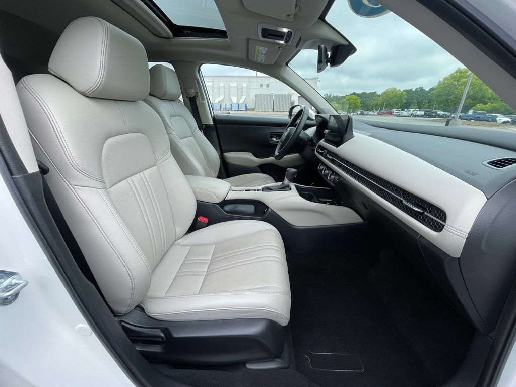 Used 2025 Honda HR-V EX-L image 32