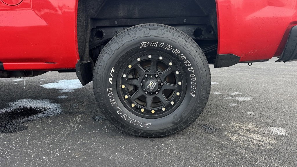 Used 2017 Chevrolet Silverado 1500 LT w/ All Star Edition image 31