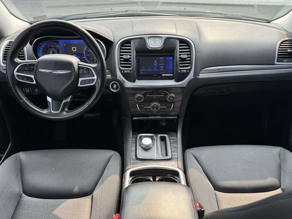 Used 2021 Chrysler 300 Touring w/ Sport Appearance Package RWD image 2