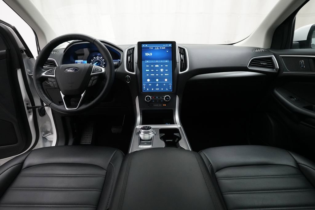 Used 2023 Ford Edge SEL w/ Convenience Package image 5
