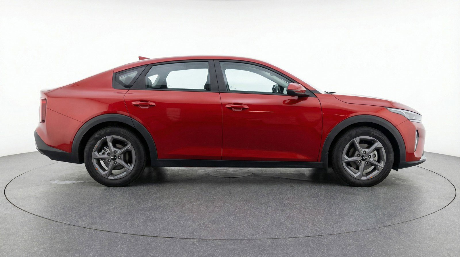 Used 2025 Kia K4 LXS image 11