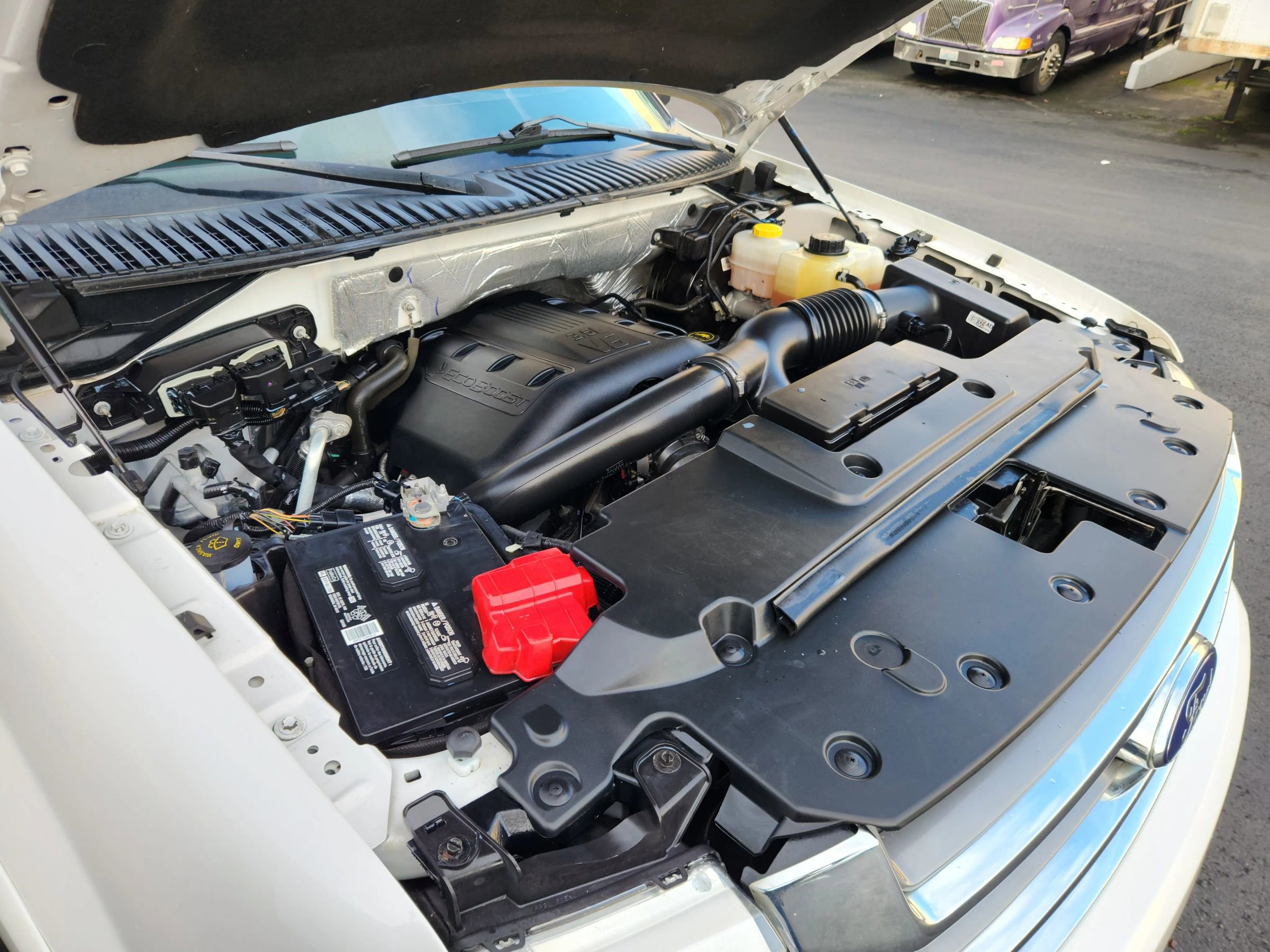 Used 2017 Ford Expedition Limited image 24