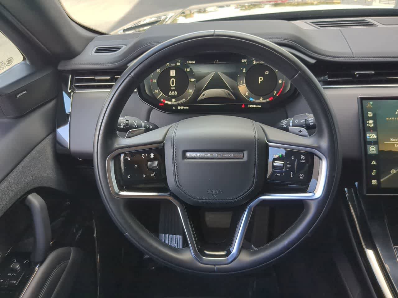 Used 2025 Land Rover Range Rover Sport SE AWD/4WD image 25