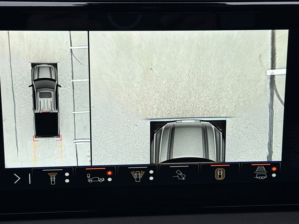 Used 2024 GMC Sierra 1500 AT4 w/ Technology Package image 38