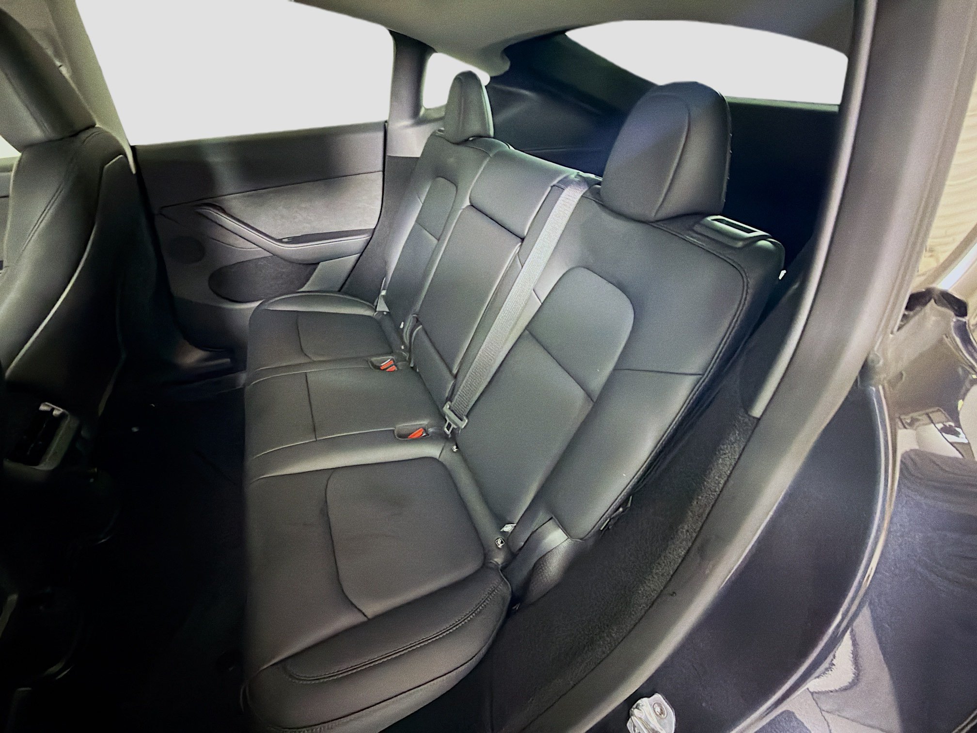Used 2024 Tesla Model Y Long Range AWD/4WD image 26
