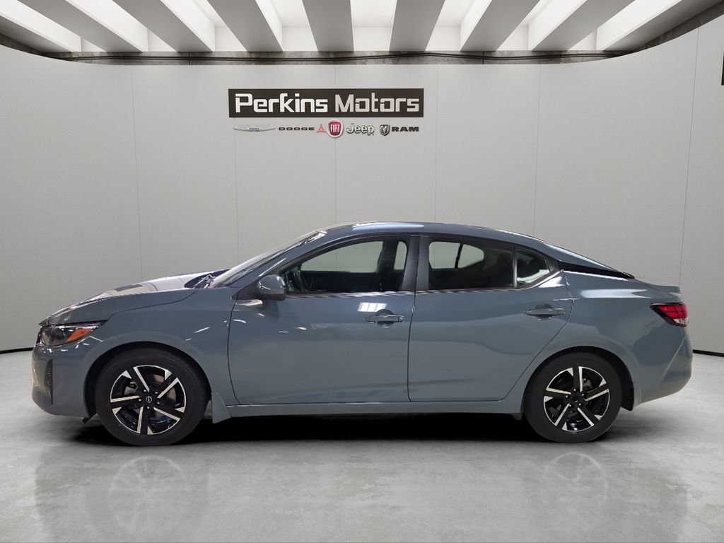 Used 2024 Nissan Sentra SV FWD image 8