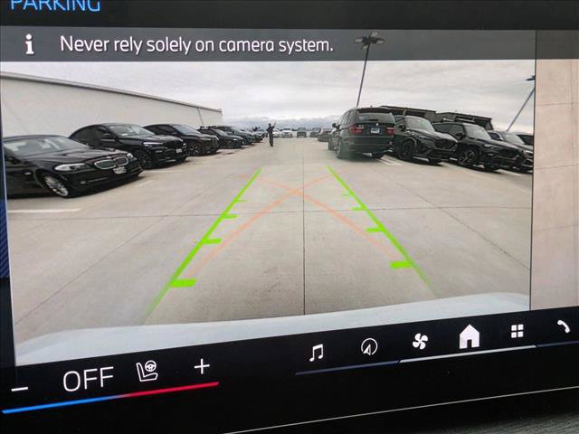 New 2026 BMW i7 M70 w/ Executive Package AWD/4WD image 13