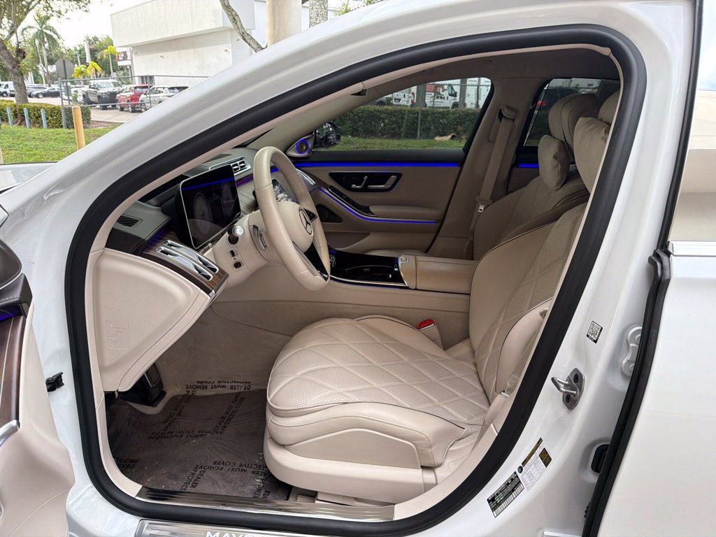 Used 2024 Mercedes-Benz Maybach S 580 4MATIC image 5