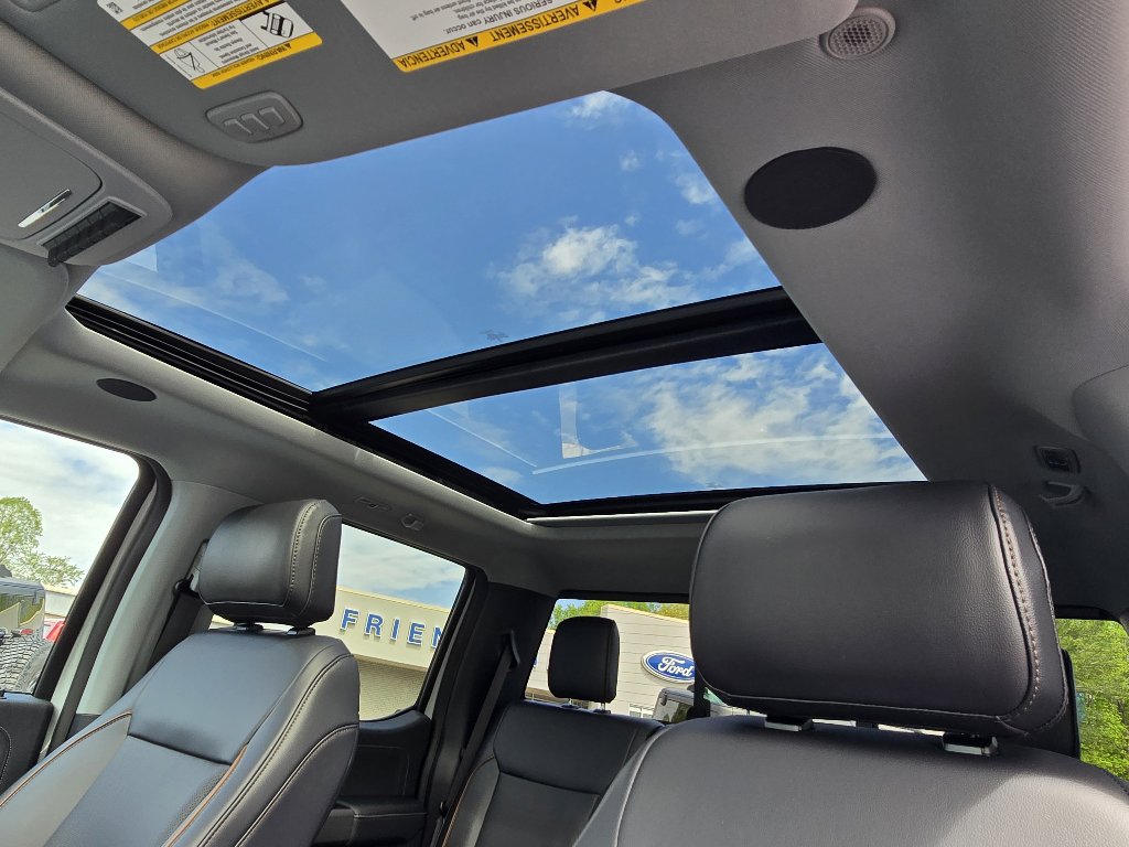 New 2025 Ford F250 Lariat w/ Lariat Ultimate Package image 7