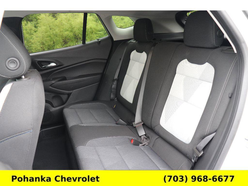 Used 2024 Chevrolet Trax LS w/ LS Convenience Package FWD image 26
