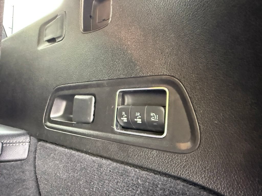 Used 2022 Mercedes-Benz GLS 450 4MATIC image 10