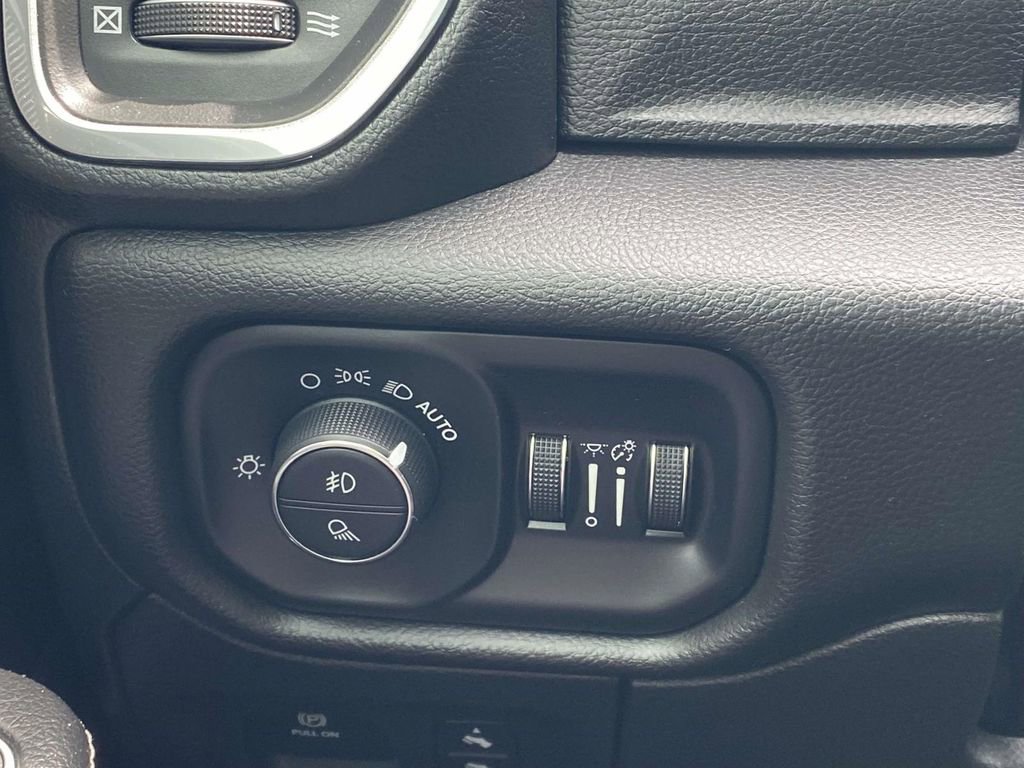 Used 2023 RAM 1500 Laramie image 64