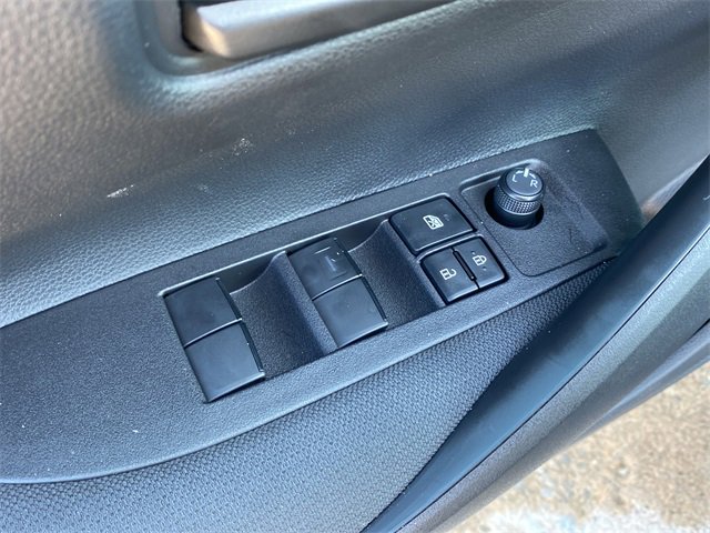 Used 2025 Toyota Corolla LE image 20