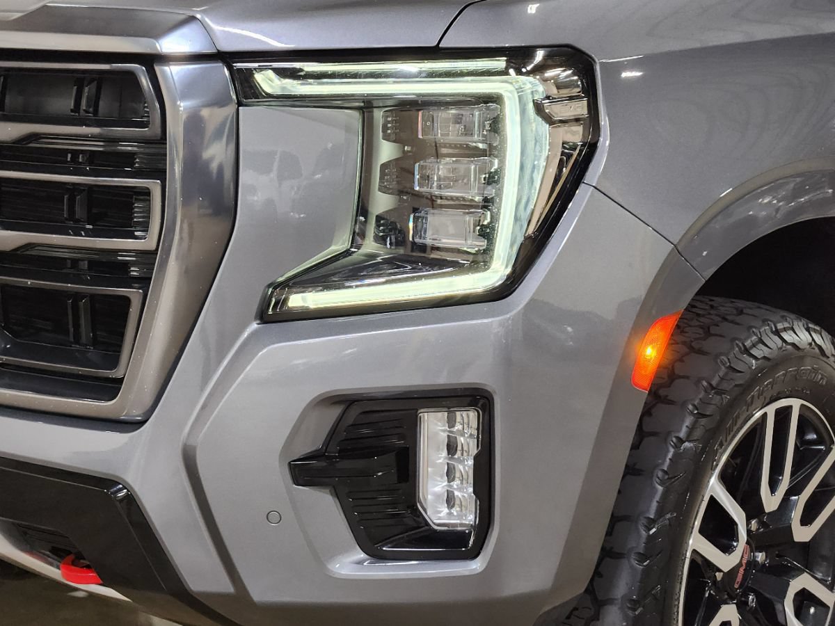 Used 2021 GMC Yukon XL AT4 w/ AT4 Premium Plus Package AWD/4WD image 14