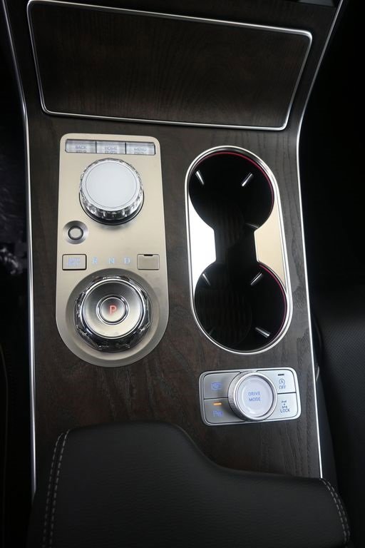 New 2025 Genesis GV80 2.5T Prestige image 32