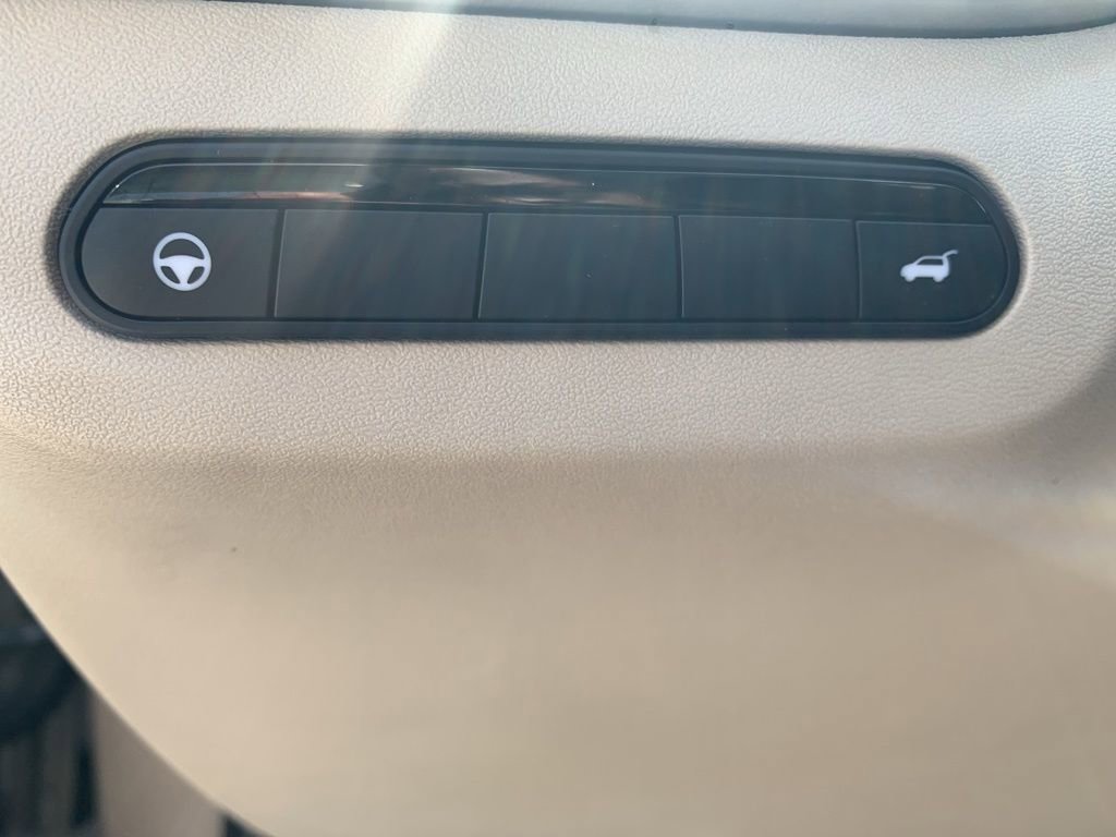 Used 2022 INFINITI QX60 Luxe w/ Cargo Package image 17