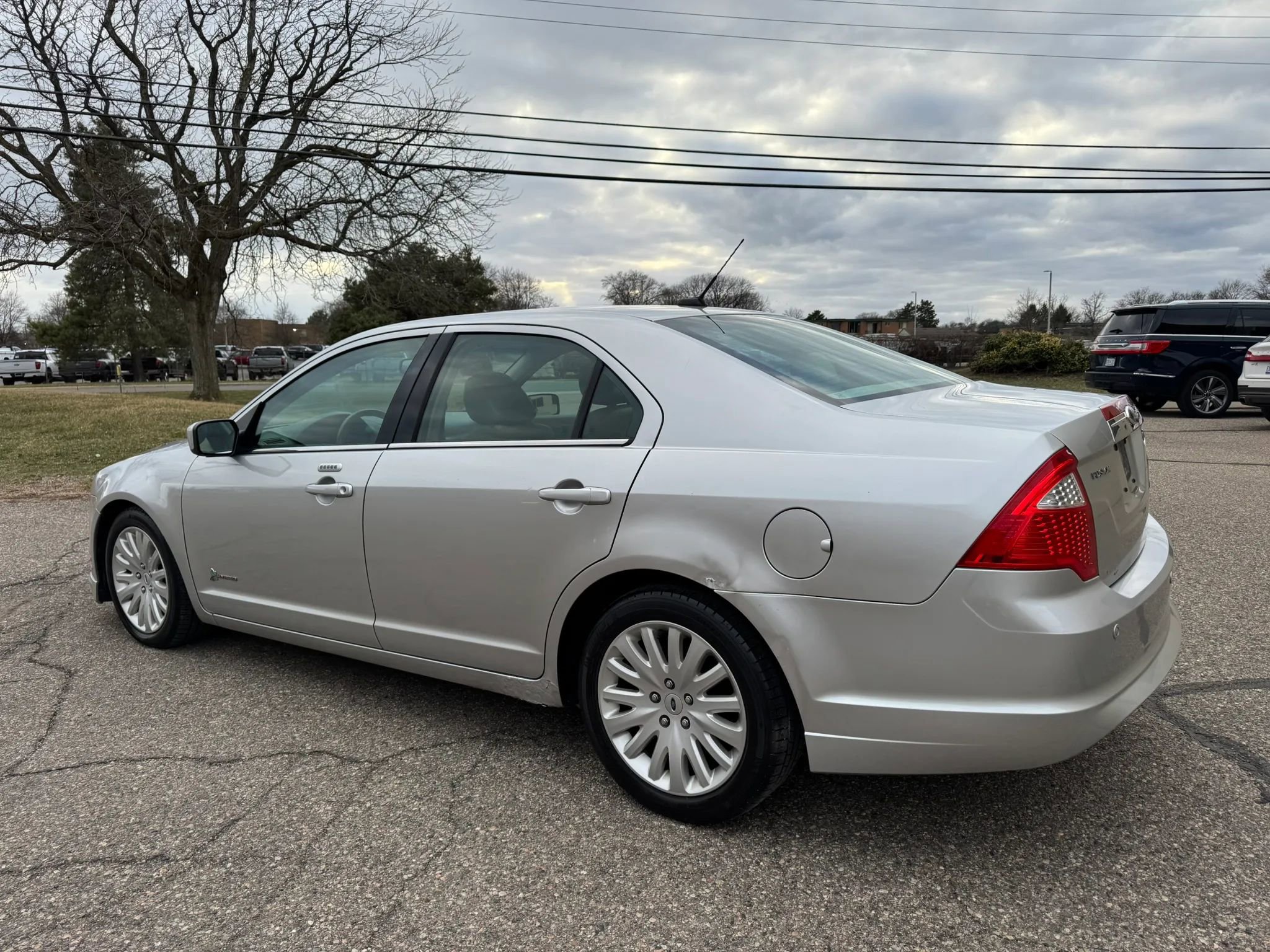 Used 2011 Ford Fusion Hybrid w/ 502A Rapid Spec Order Code image 6