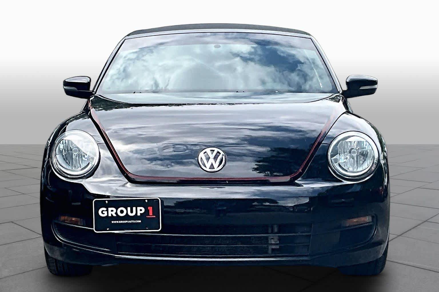 Used 2013 Volkswagen Beetle 2.5 FWD image 3