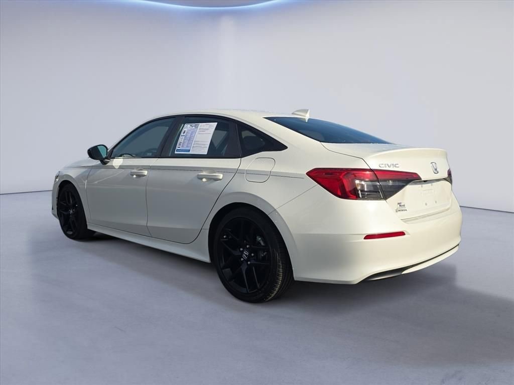 Used 2023 Honda Civic Sport image 3