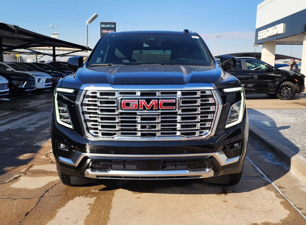 New 2026 GMC Yukon Denali w/ Sun & Power Step Package image 8