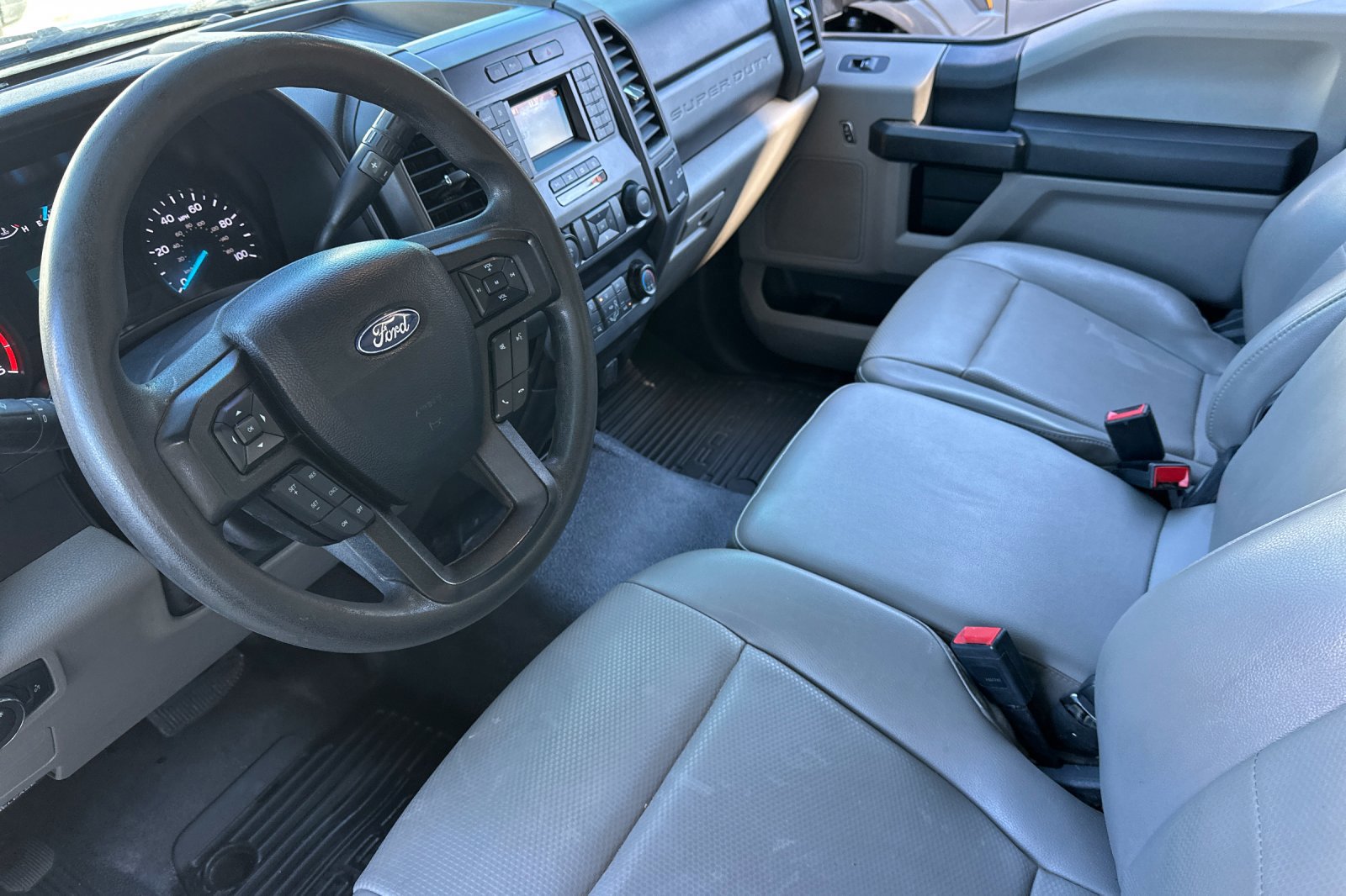 Used 2021 Ford F450 XL w/ Power Equipment Group image 9