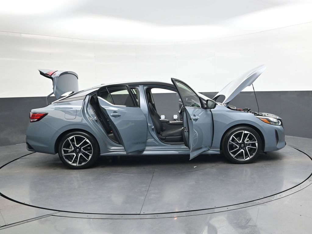 Certified 2025 Nissan Sentra SR w/ SR Premium Package image 46