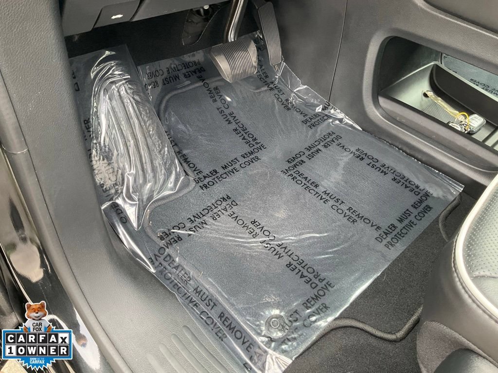 Used 2023 Chrysler Pacifica Limited w/ Uconnect Theater Family Group FWD image 21