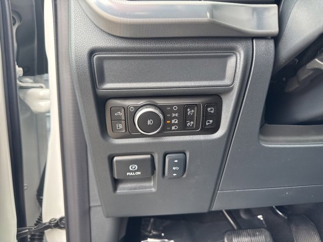 New 2025 Ford F150 Lariat w/ Equipment Group 502A High image 22