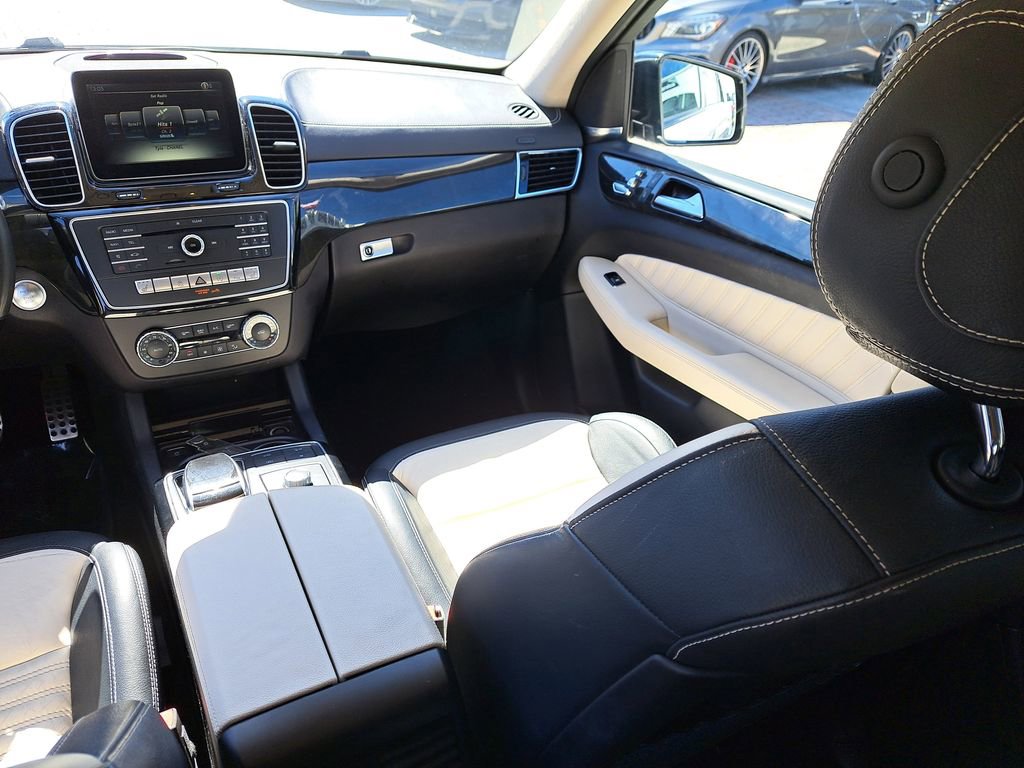Used 2018 Mercedes-Benz GLE 43 AMG 4MATIC image 17