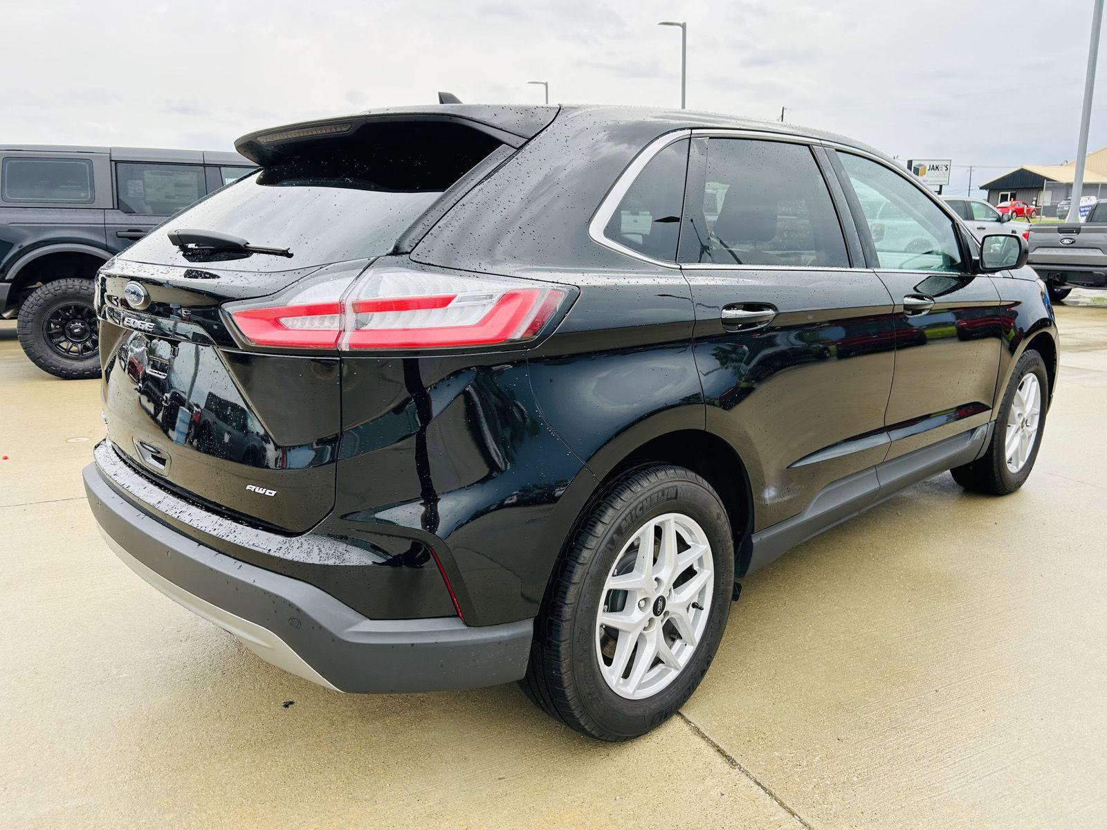 Used 2024 Ford Edge SEL w/ Convenience Package AWD/4WD image 39