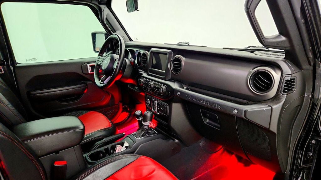 Used 2022 Jeep Wrangler Unlimited Sport AWD/4WD image 24