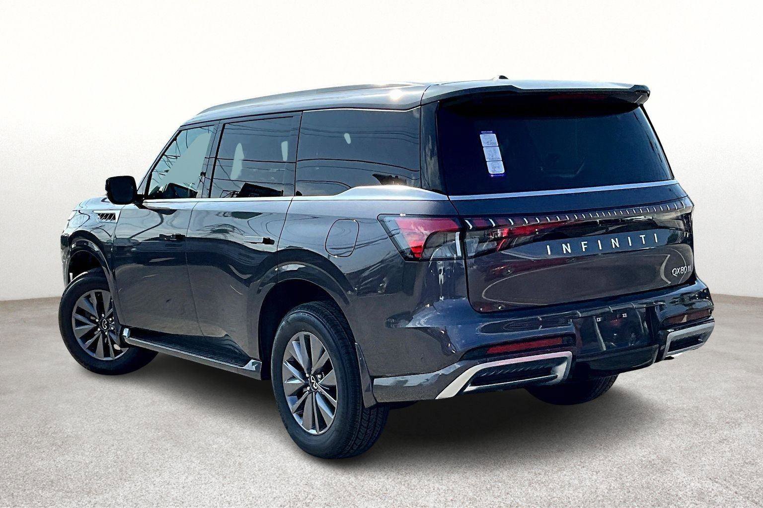New 2026 INFINITI QX80 Pure image 5