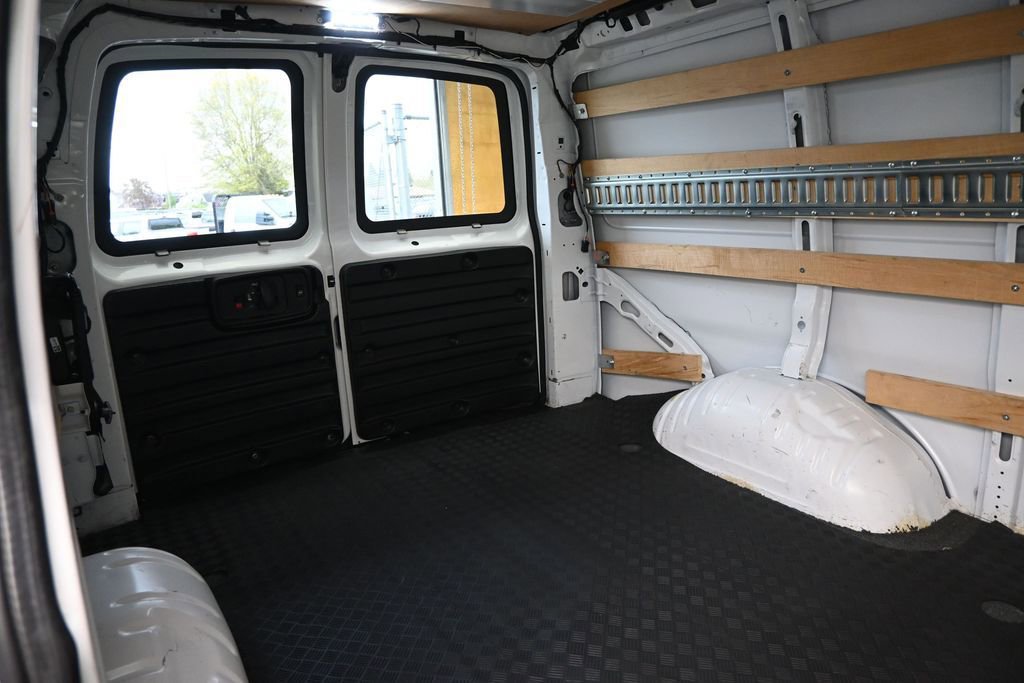 Used 2020 Chevrolet Express 2500 w/ Driver Convenience Package RWD image 23