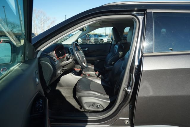 Used 2018 Jeep Compass Trailhawk w/ Leather Interior Group image 14