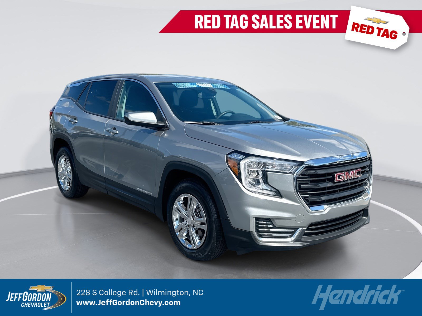 Used 2024 GMC Terrain SLE