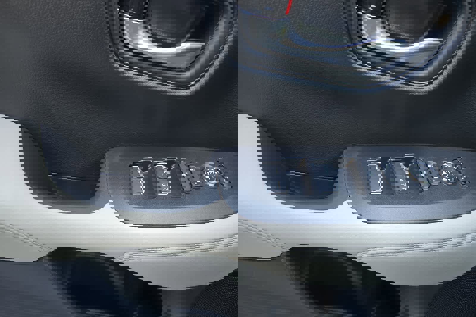 New 2026 Honda HR-V EX-L image 14