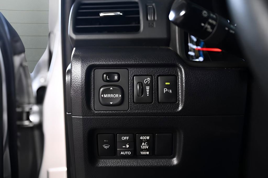 Used 2019 Toyota 4Runner Limited image 14