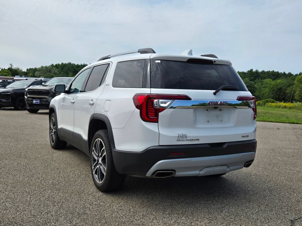 Used 2020 GMC Acadia SLT w/ Driver Alert Package II AWD/4WD image 3
